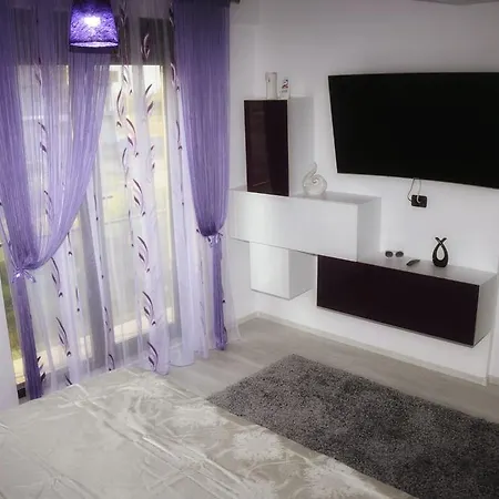 Kazeboo Lux Apartament * Năvodari